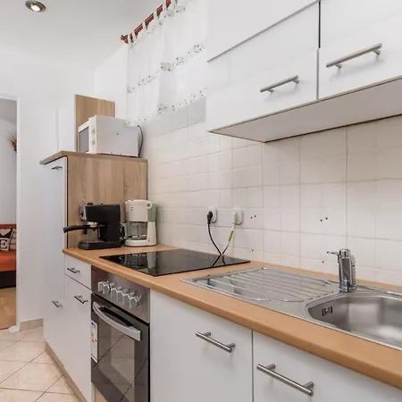 Rona Ivana Apartamento Poreč